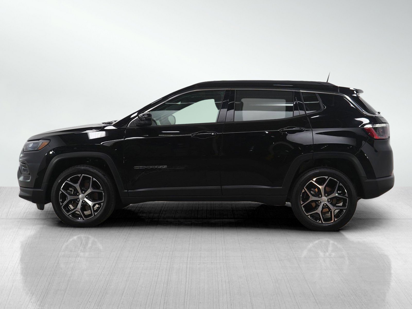 Used 2024 Jeep Compass Limited image 2