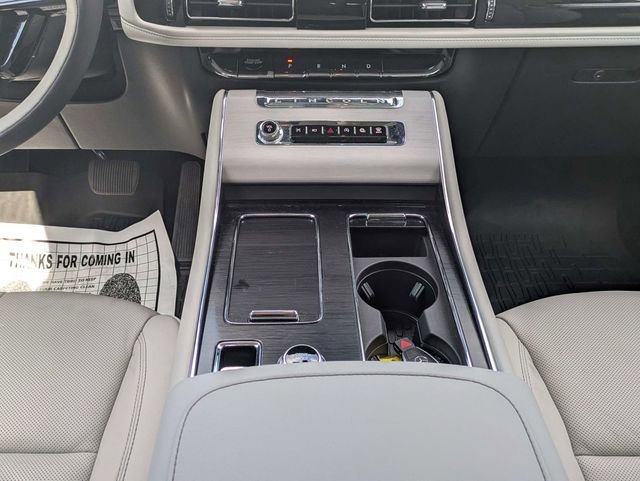 Used 2025 Lincoln Aviator Reserve image 20