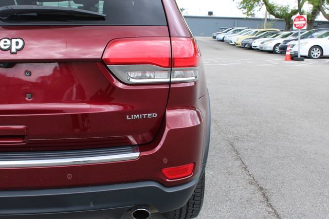 Used 2018 Jeep Grand Cherokee Limited AWD/4WD image 46