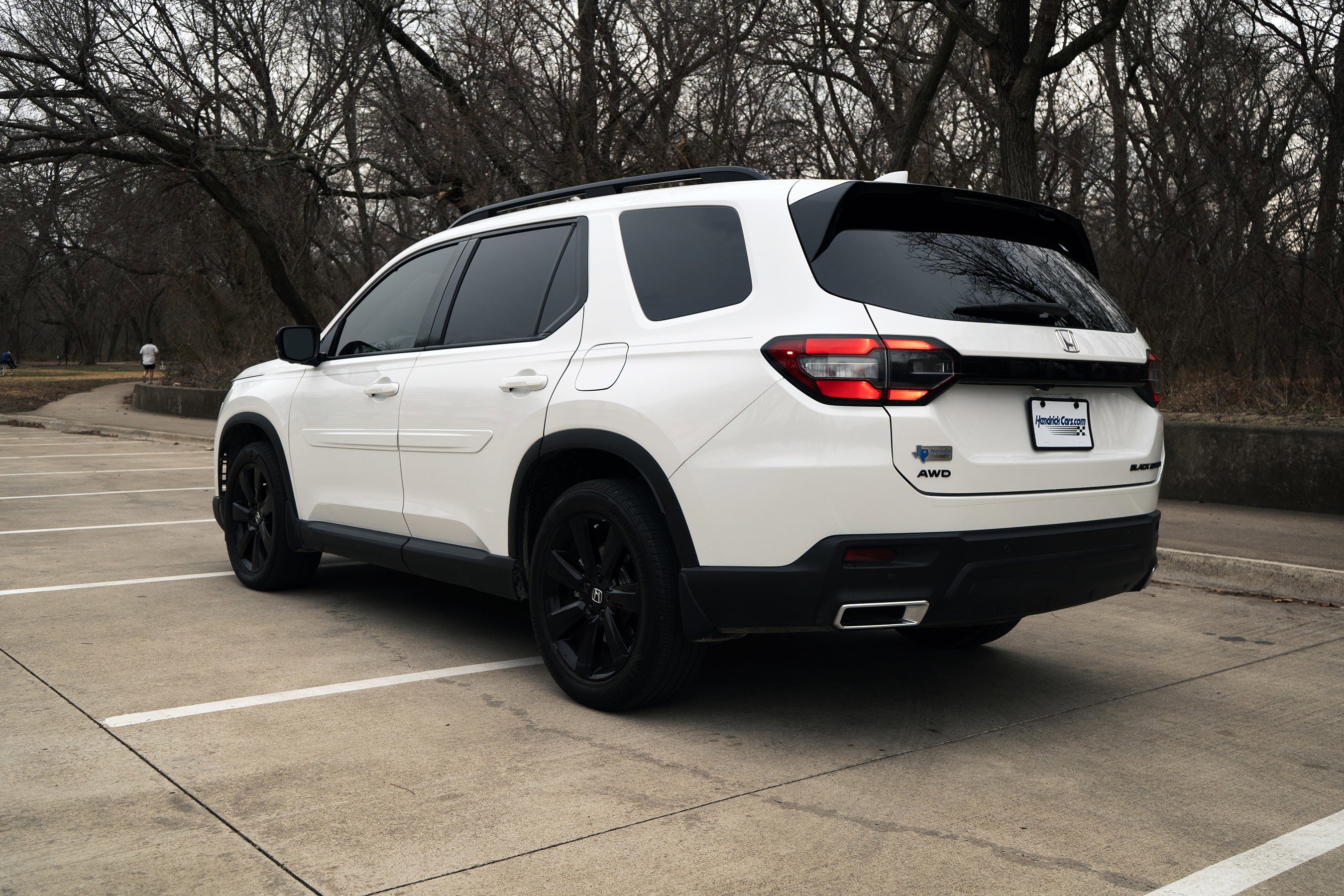 Used 2025 Honda Pilot Black Edition image 7