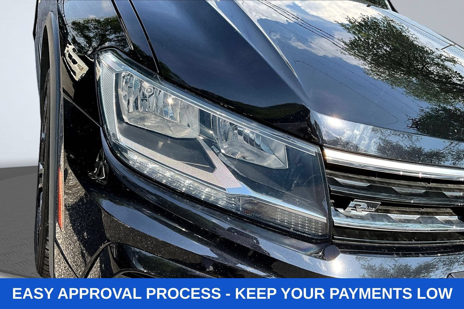 Used 2021 Volkswagen Tiguan SEL AWD/4WD image 40