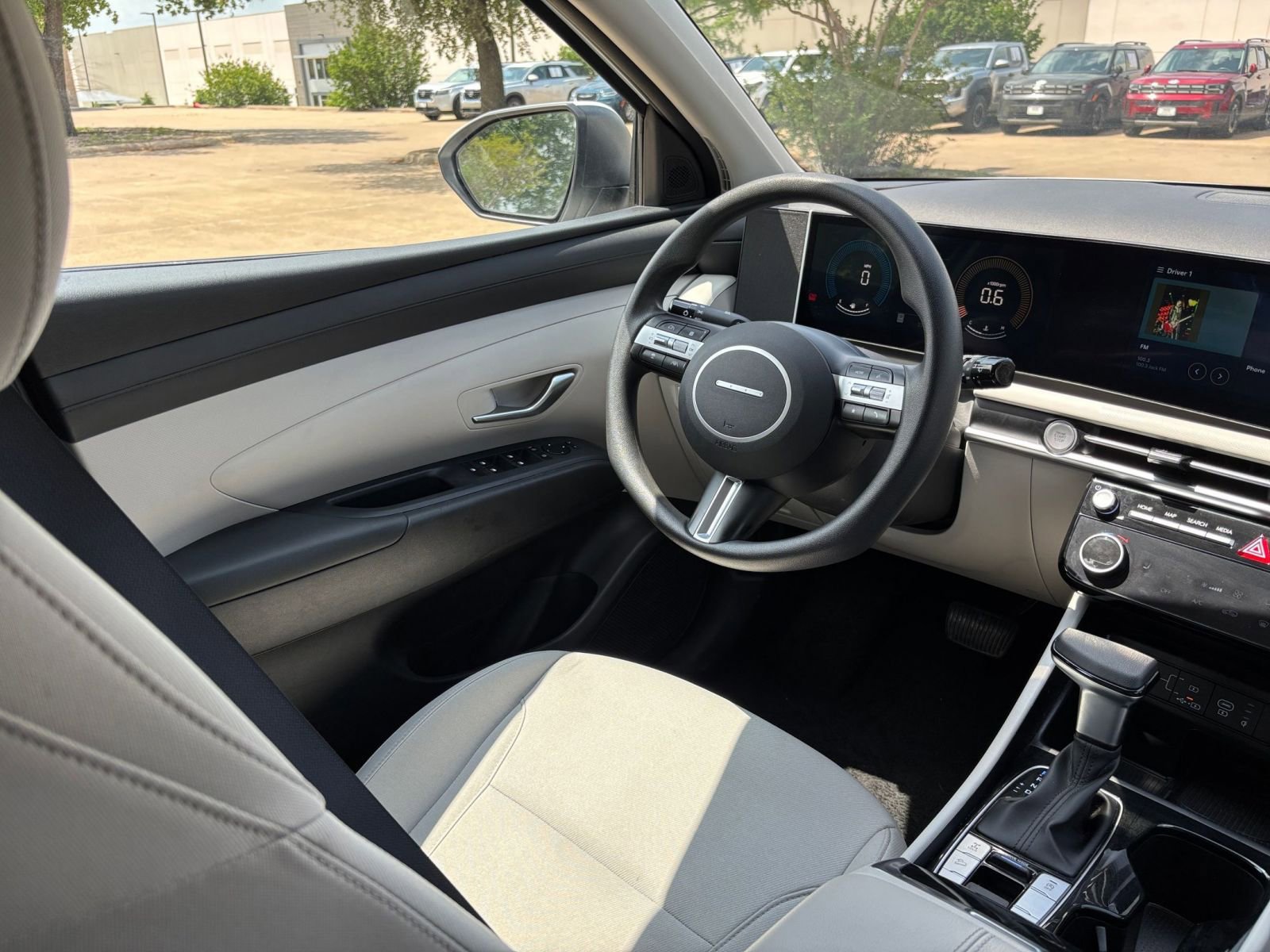 Used 2025 Hyundai Tucson SEL AWD/4WD image 37