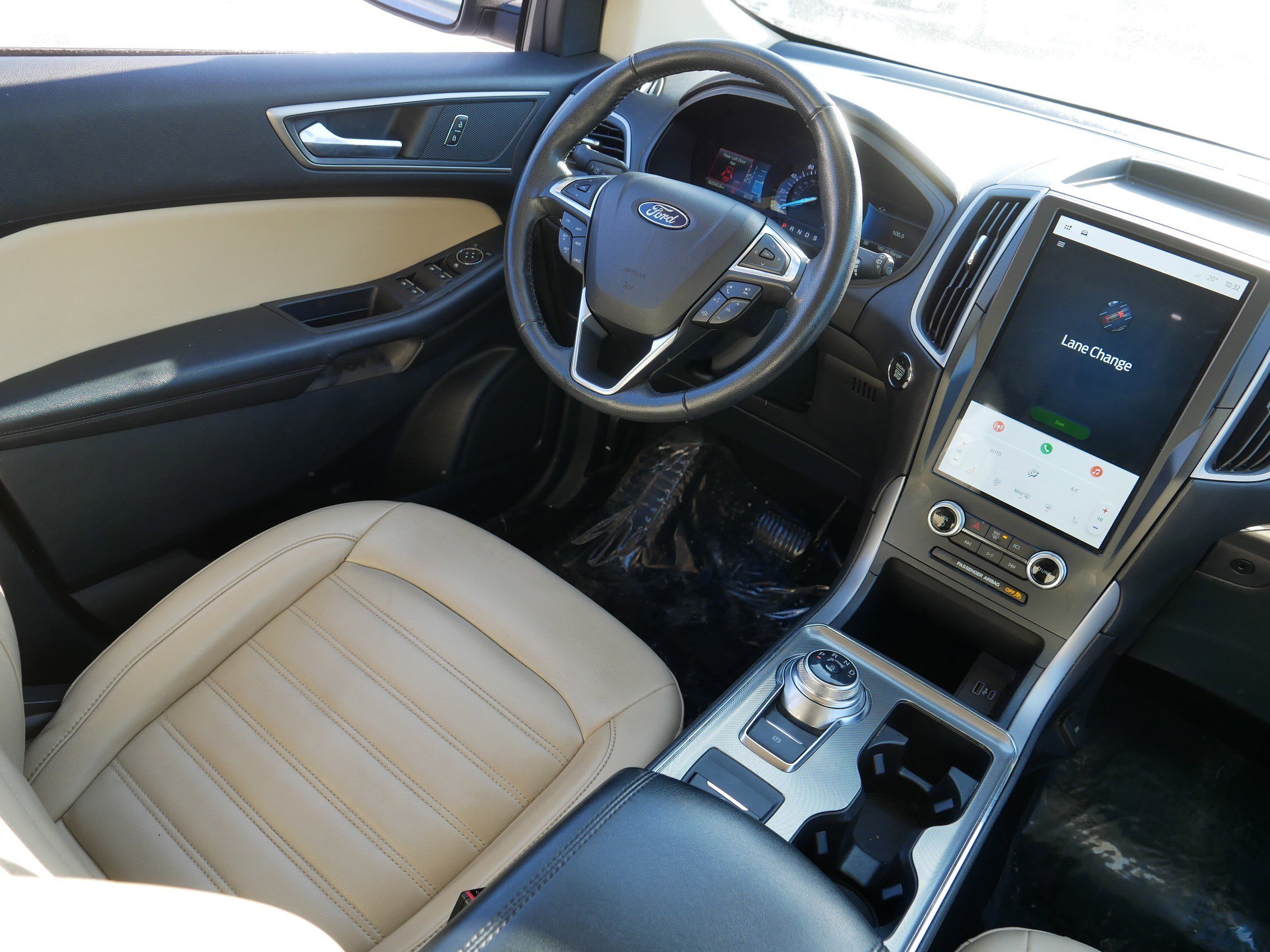 Used 2022 Ford Edge SEL image 9