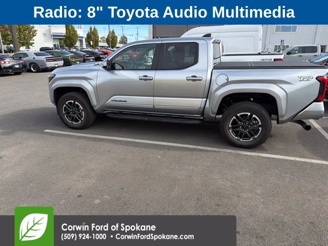 Used 2025 Toyota Tacoma TRD Sport AWD/4WD image 7