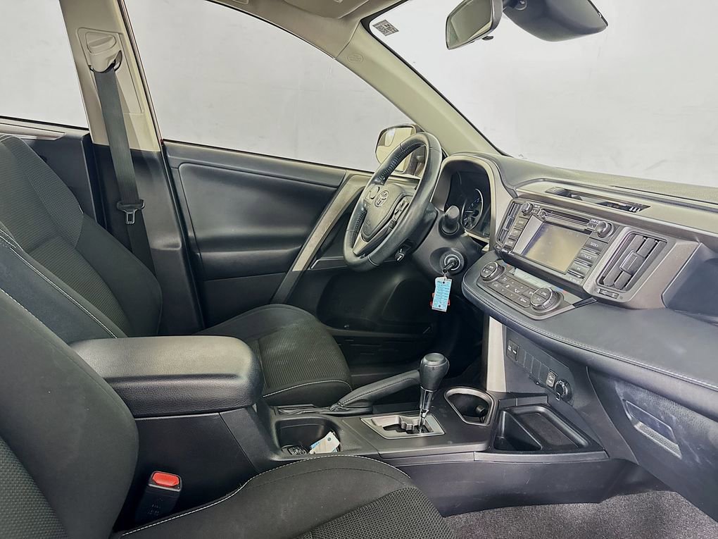 Used 2017 Toyota RAV4 XLE w/ Plus Special Value Package FWD image 31