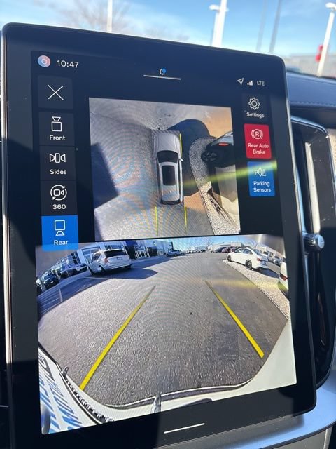 New 2026 Volvo XC90 B6 Plus w/ Protection Package Premier AWD/4WD image 45