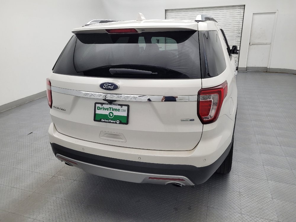 Used 2017 Ford Explorer Limited AWD/4WD image 7