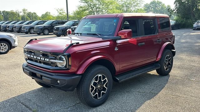 New 2026 Ford Bronco Outer Banks AWD/4WD image 2