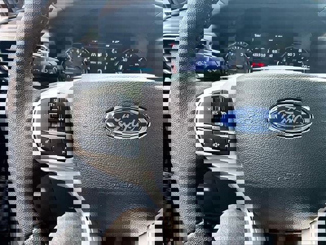 Used 2024 Ford Explorer XLT w/ Equipment Group 202A AWD/4WD image 23