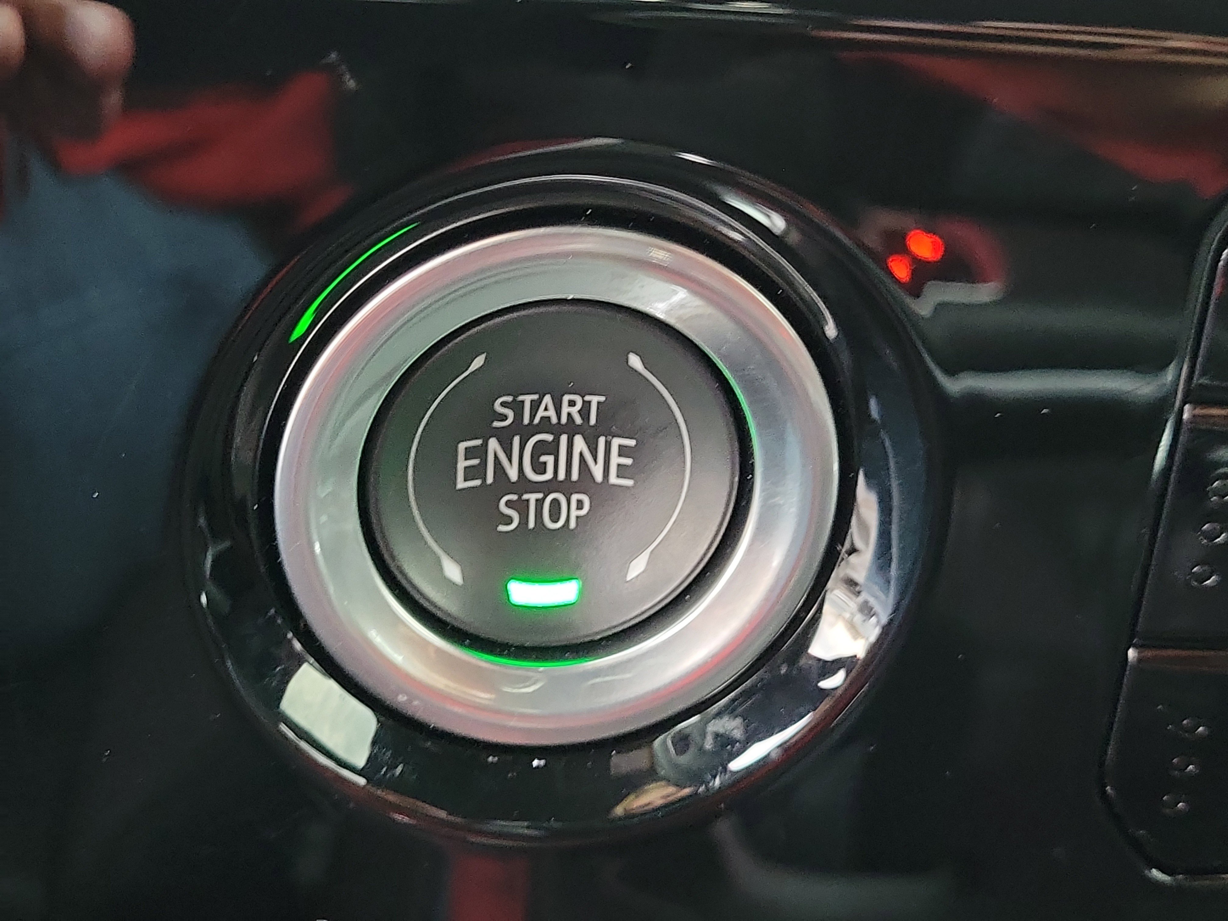 Used 2024 GMC Sierra 1500 SLT w/ SLT Premium Package image 31