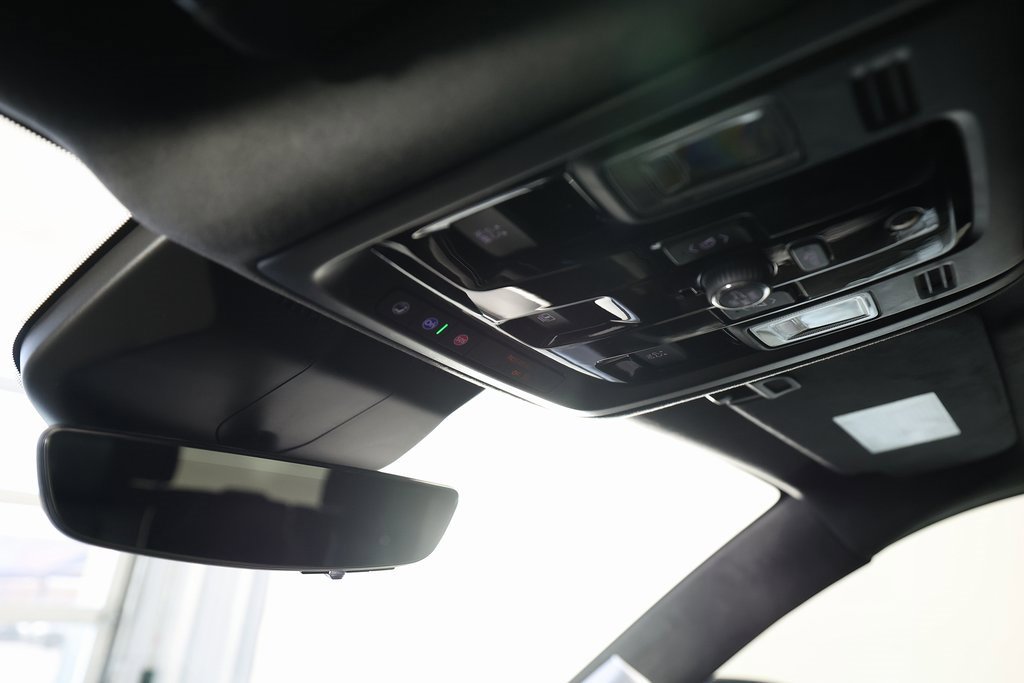 Used 2026 Cadillac Escalade ESV Platinum Luxury w/ LPO, Floor Liner Package image 39