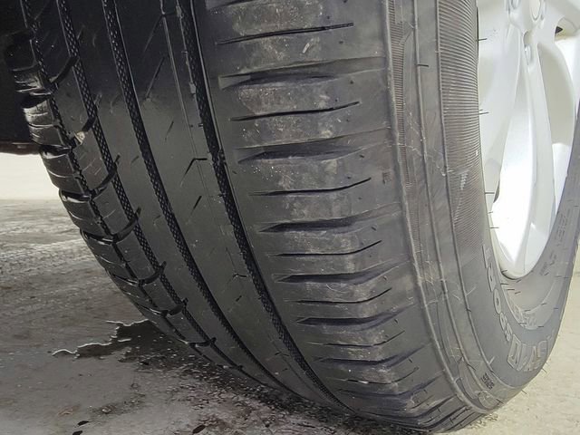 Used 2018 Chevrolet Equinox LT FWD image 11