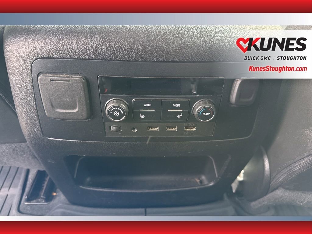 Used 2019 GMC Yukon Denali w/ Denali Ultimate Package image 34