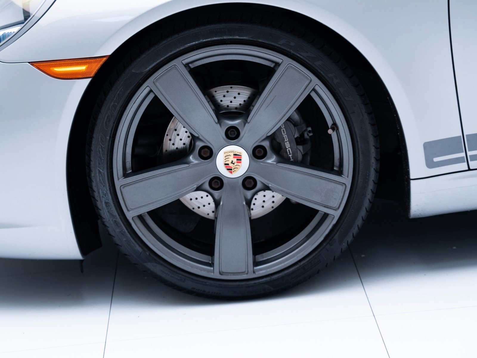 Certified 2018 Porsche 911 Carrera T image 12