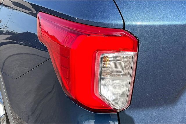 Used 2020 Ford Explorer XLT w/ Equipment Group 202A image 31