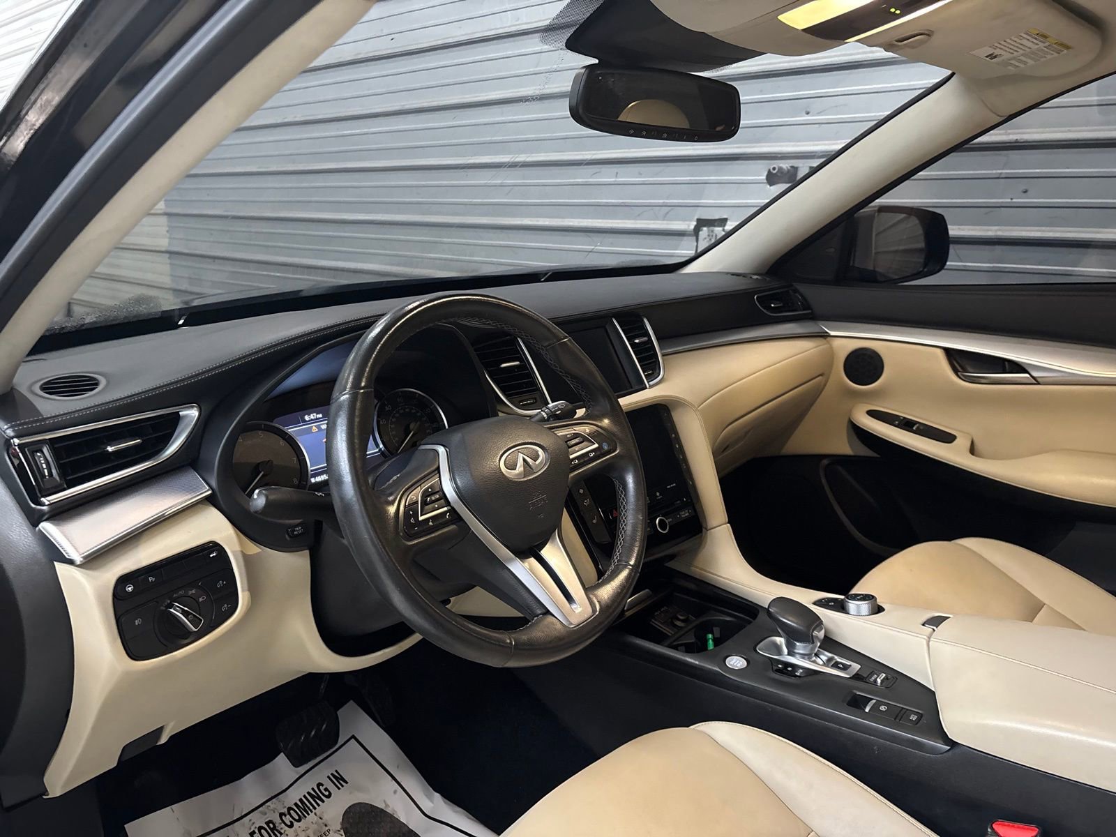 Used 2021 INFINITI QX50 Luxe image 14