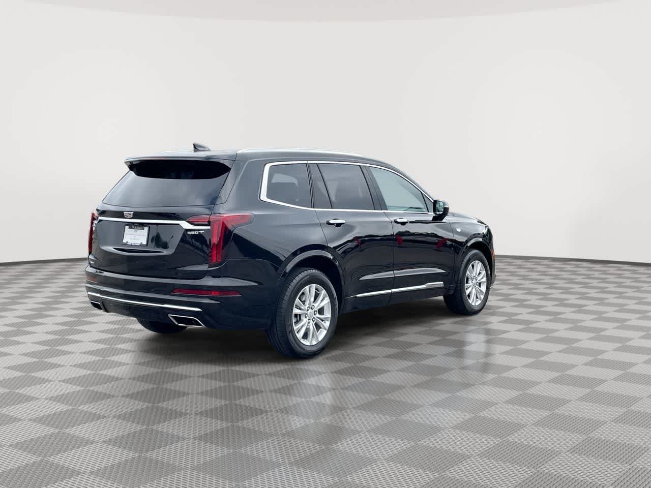 Certified 2024 Cadillac XT6 Luxury AWD/4WD image 8