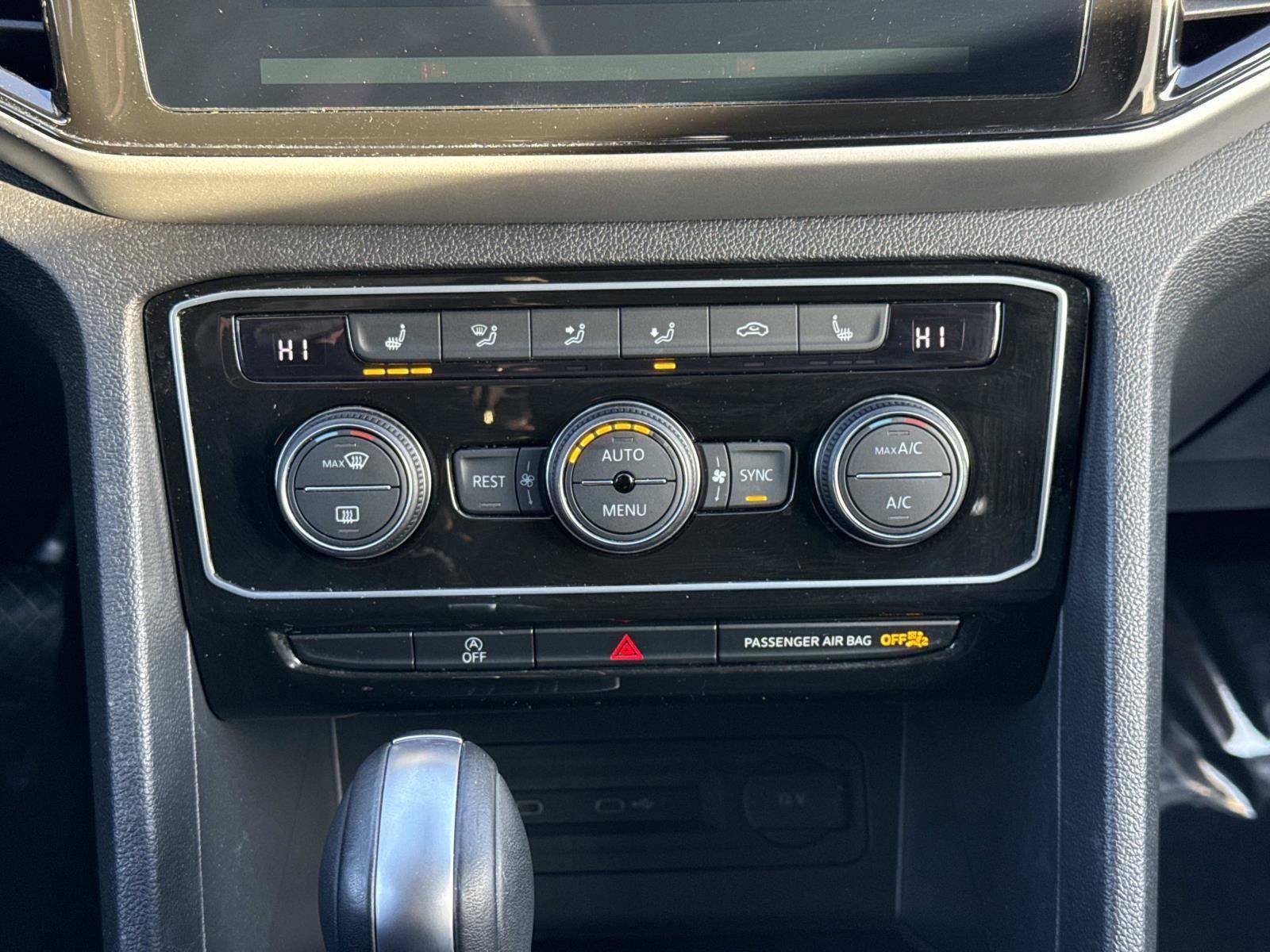 Used 2023 Volkswagen Atlas SE image 5