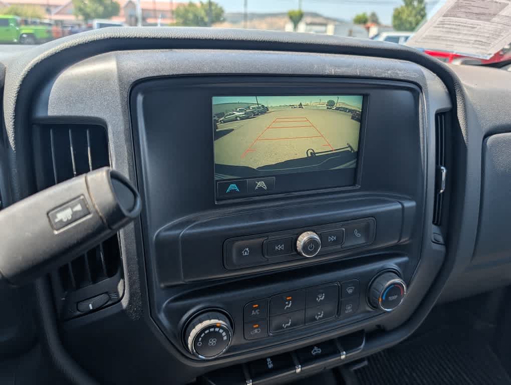 Used 2018 Chevrolet Silverado 1500 Custom w/ Custom Value Package AWD/4WD image 15
