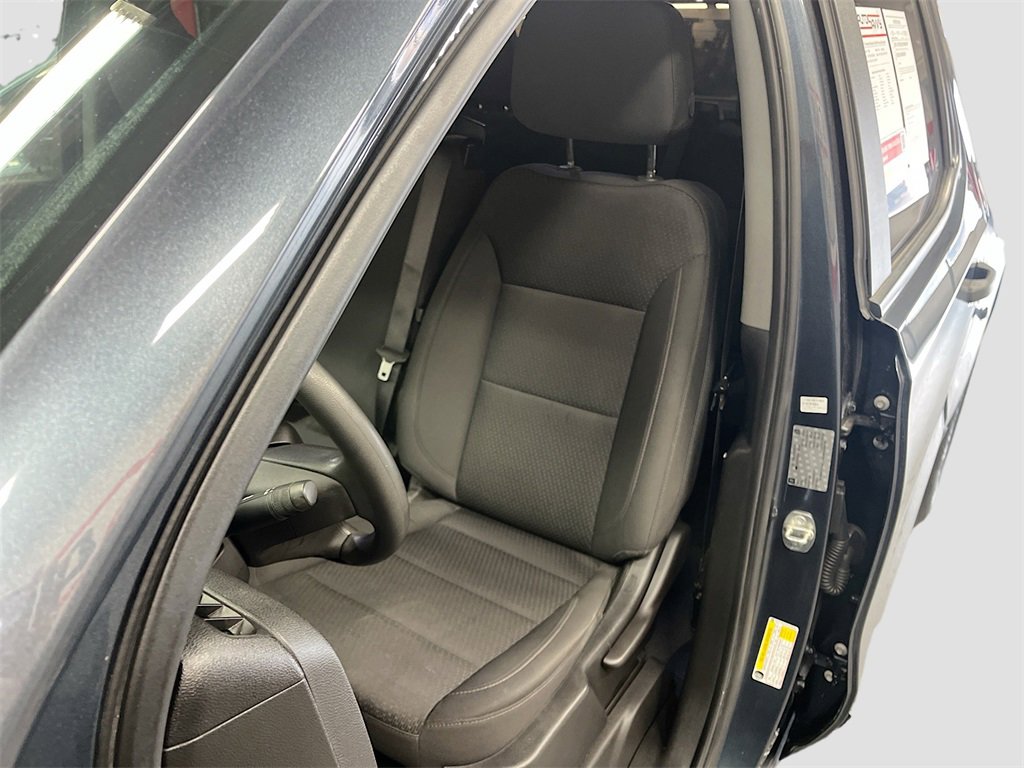 Used 2019 Chevrolet Silverado 1500 Custom w/ Custom Value Package image 19