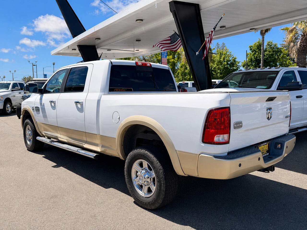Used 2011 RAM 2500 Longhorn w/ HD Snow Plow Prep Group AWD/4WD image 2
