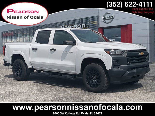 Used 2025 Chevrolet Colorado W/T w/ WT Custom Package RWD image 1