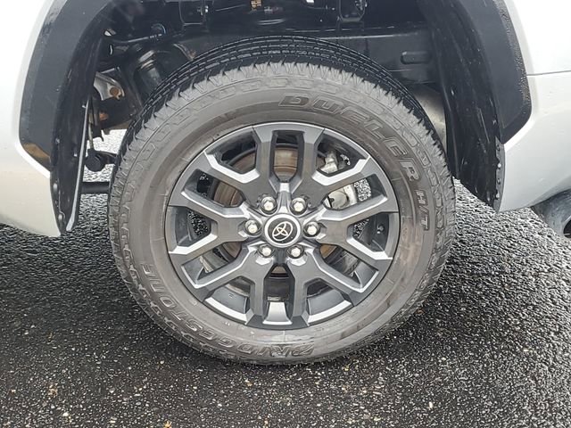 Used 2023 Toyota Tundra Platinum w/ Advanced Package image 32