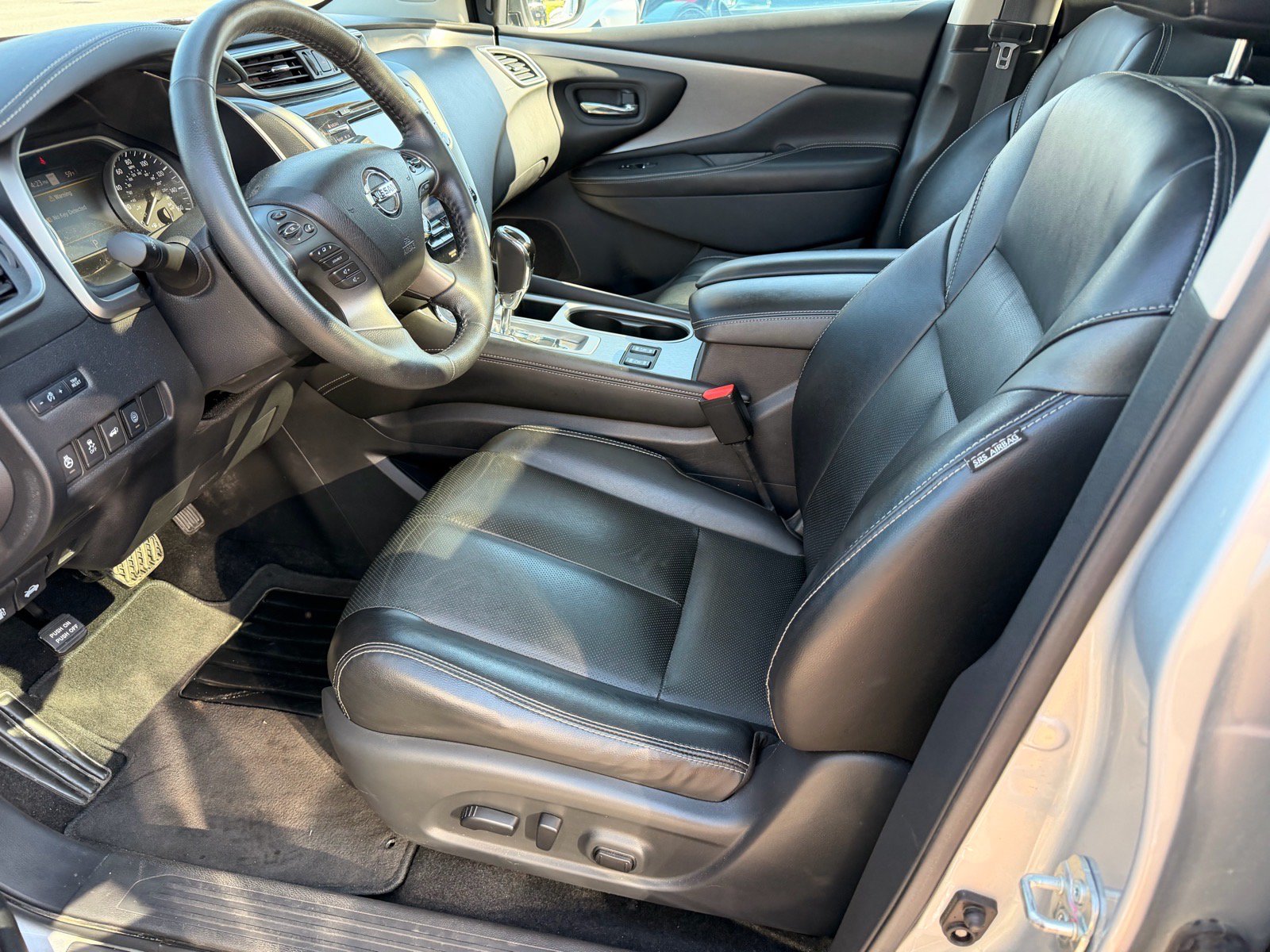 Used 2020 Nissan Murano SL w/ Moonroof Package AWD/4WD image 11