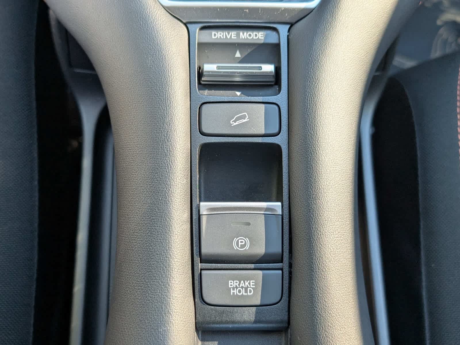 Certified 2024 Honda HR-V Sport image 23