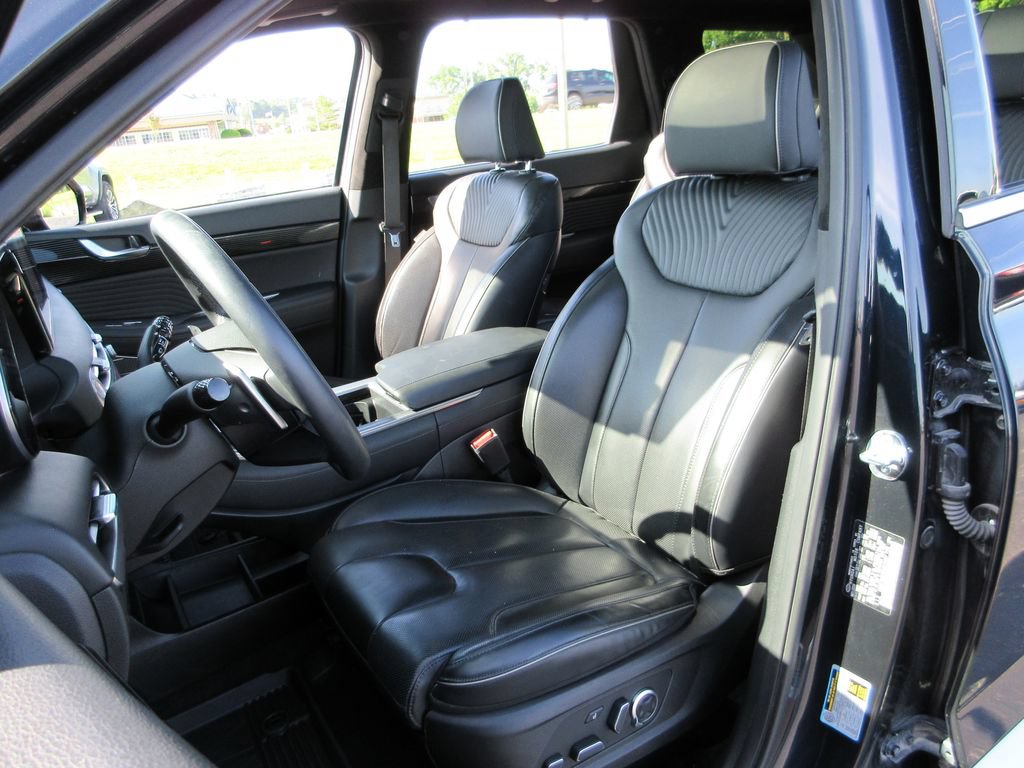 Used 2025 Hyundai Palisade Calligraphy AWD/4WD image 19