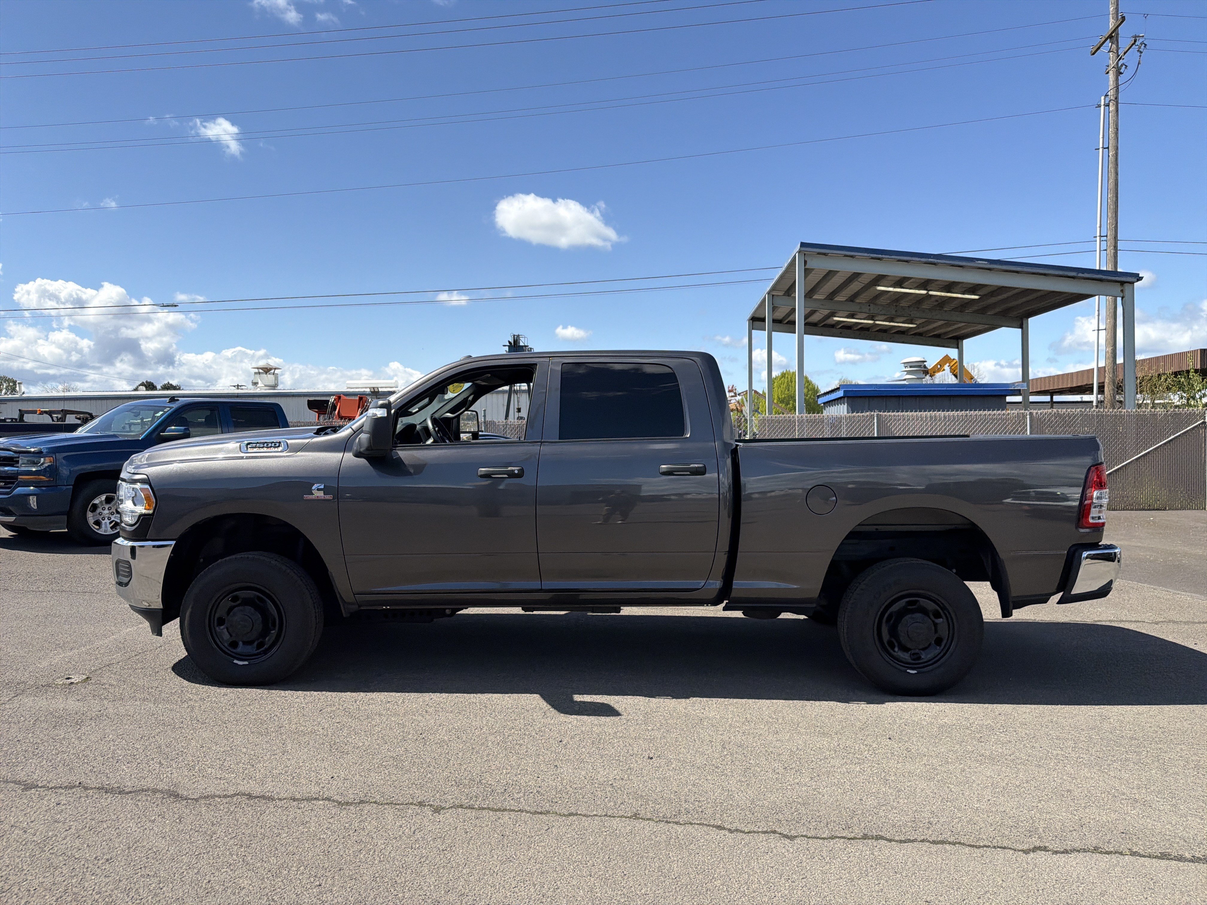 Used 2023 RAM 2500 Tradesman AWD/4WD image 2