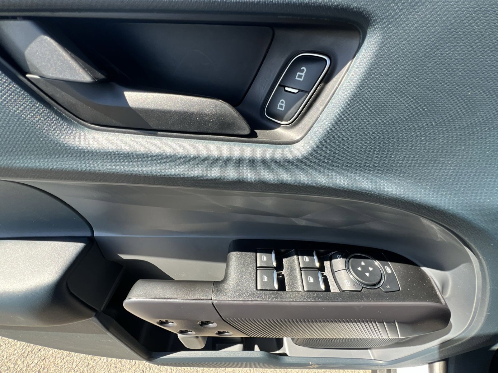 New 2026 Ford Maverick Lariat w/ Black Appearance Package AWD/4WD image 15