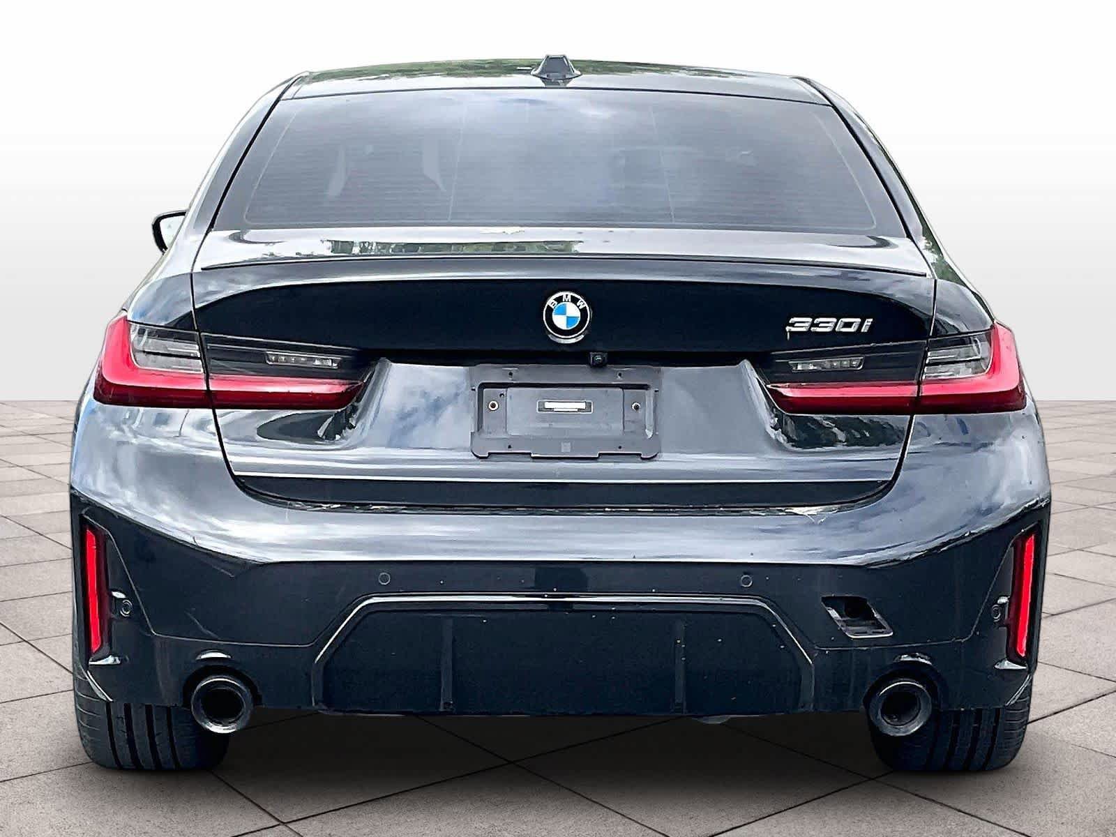 Used 2023 BMW 330i Sedan w/ M Sport Package RWD image 6