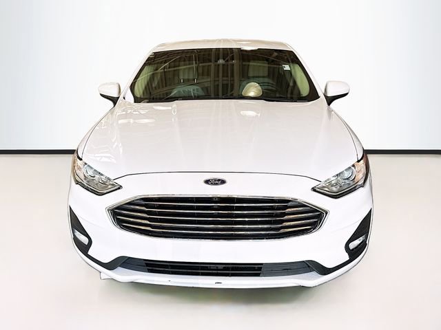 Used 2020 Ford Fusion SE w/ Equipment Group 151A image 4
