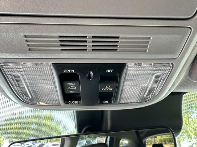 Used 2022 Honda Pilot EX-L image 25