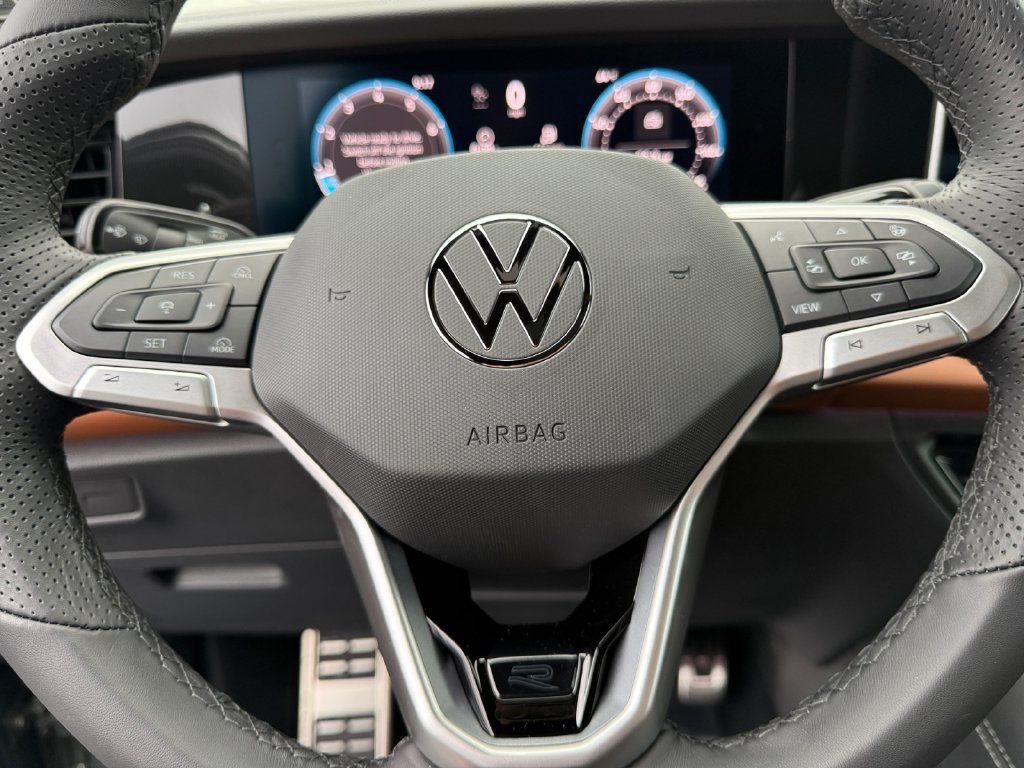 New 2026 Volkswagen Tiguan SEL R-Line AWD/4WD image 22