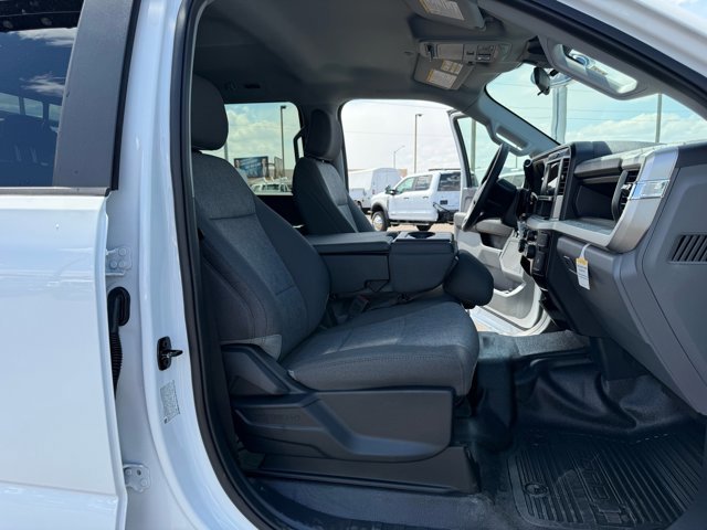 New 2026 Ford F550 4x4 Crew Cab image 21