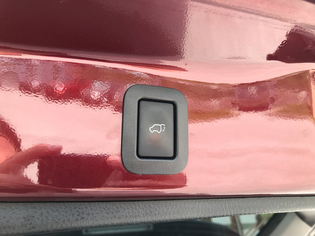 Used 2017 Toyota Highlander Plus w/ Carpet Mat Package AWD/4WD image 29