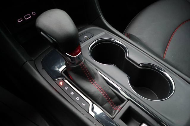 Used 2023 Chevrolet Equinox RS w/ RS Leather Package FWD image 16