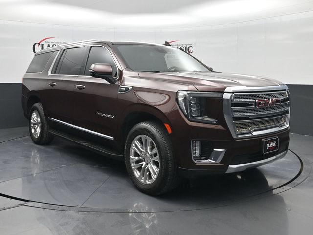 Used 2023 GMC Yukon XL SLT w/ SLT Luxury Package image 5