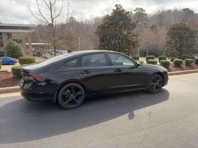 Used 2025 Honda Accord Sport image 5