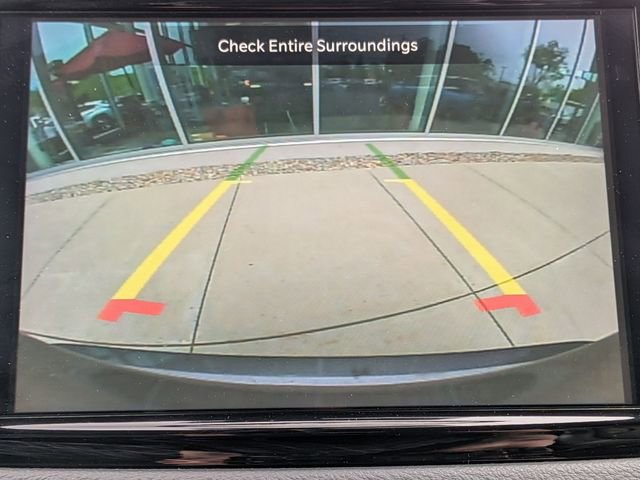 Used 2023 Chrysler Pacifica Touring-L FWD image 23