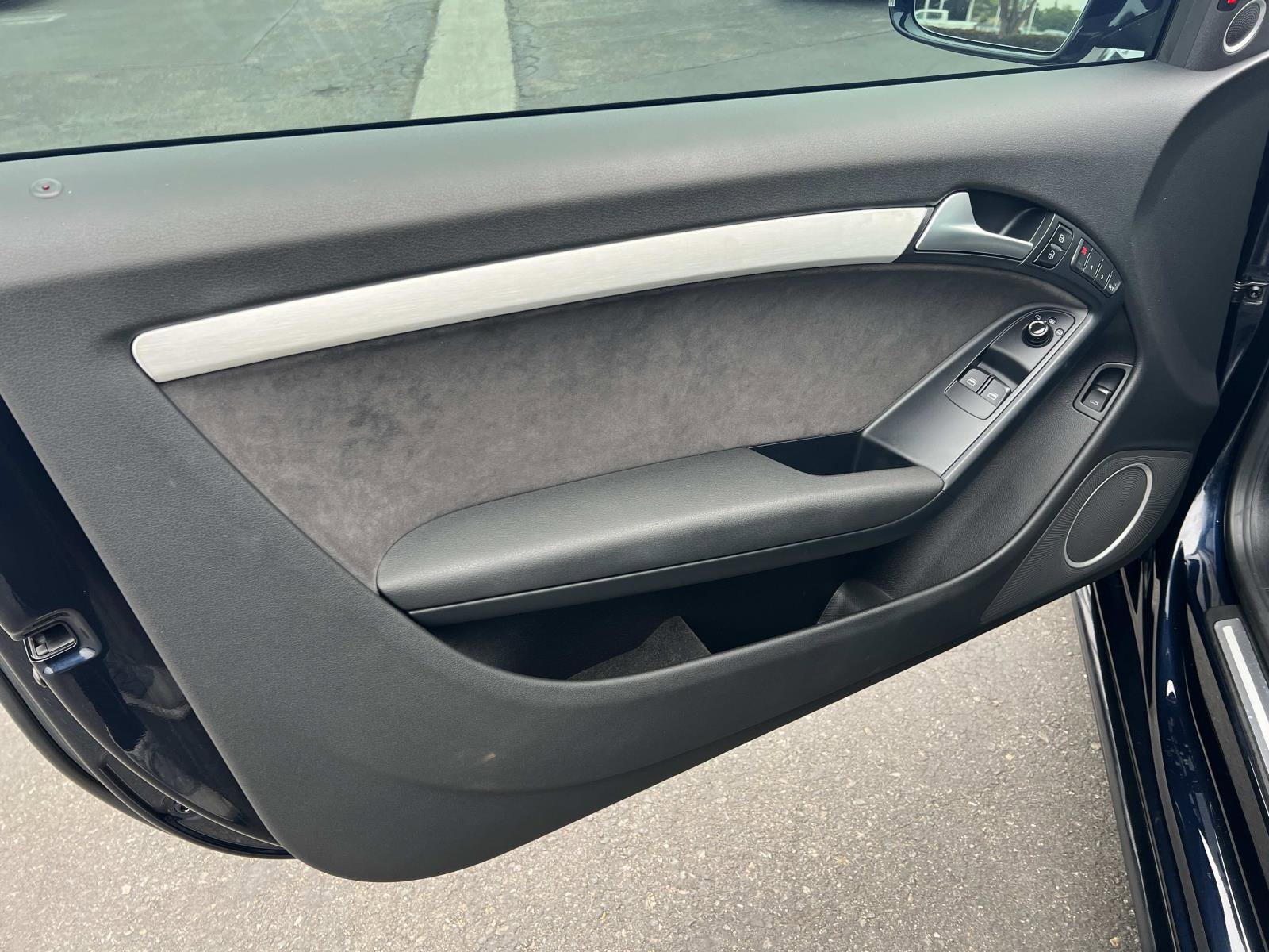 Used 2011 Audi A5 2.0T Prestige image 6