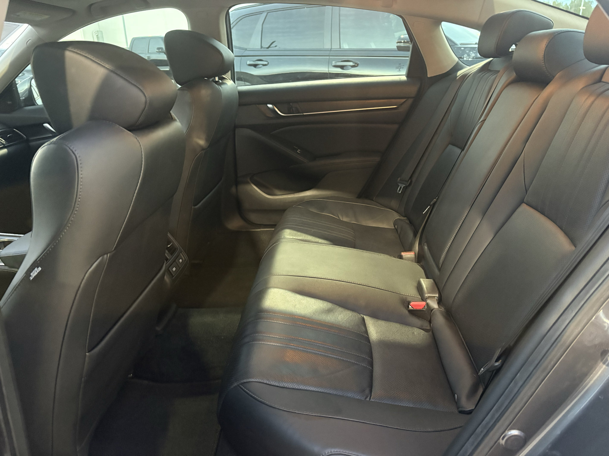 Used 2021 Honda Accord EX-L image 28
