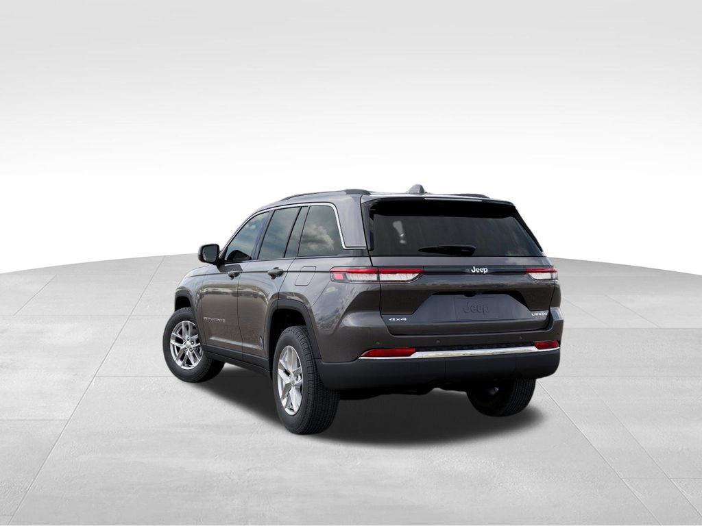 New 2026 Jeep Grand Cherokee Laredo AWD/4WD image 3