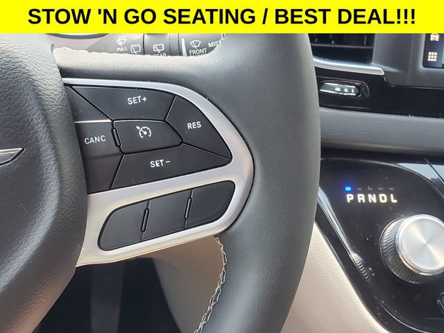 Used 2023 Chrysler Voyager LX FWD image 15
