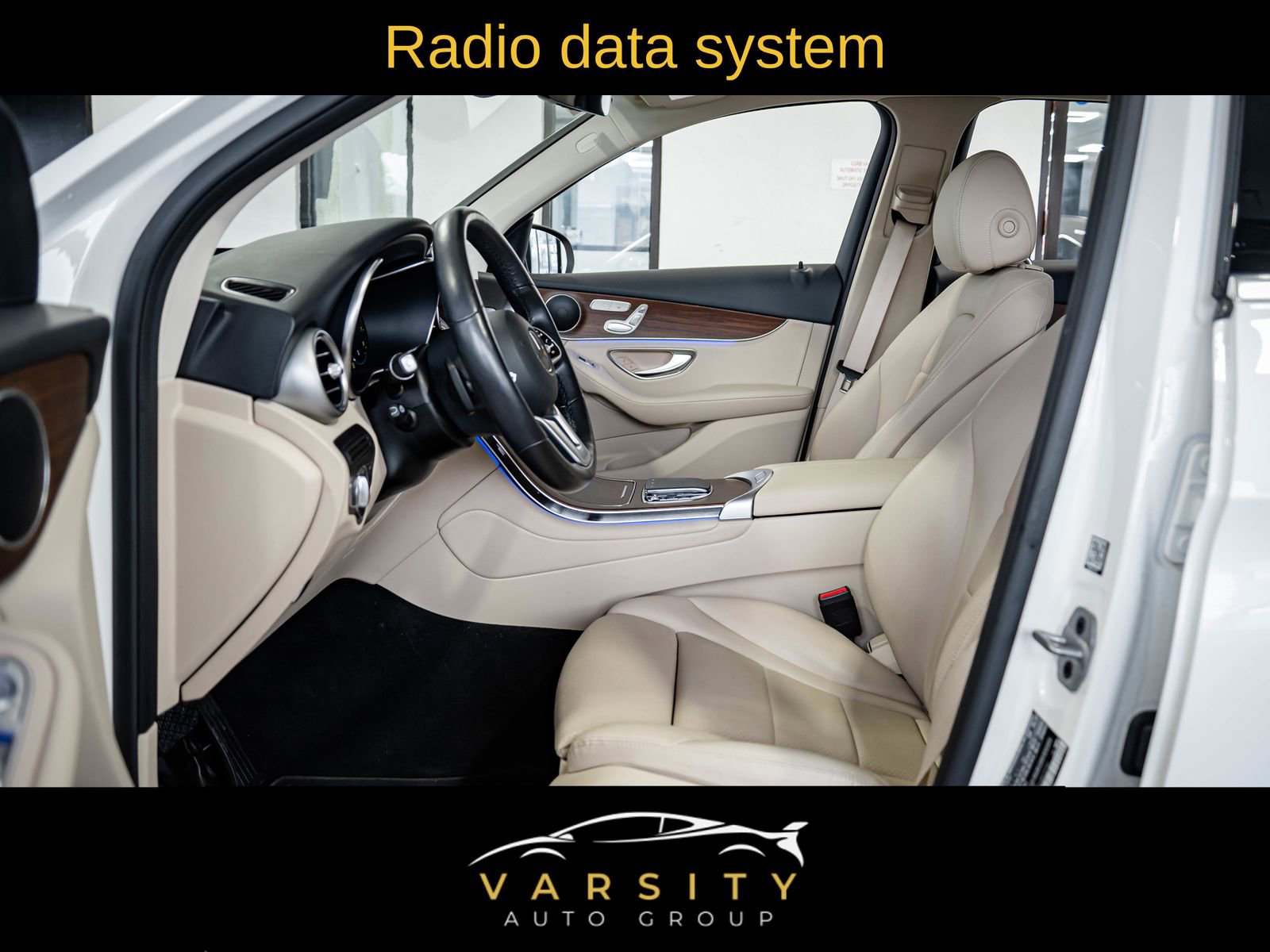 Used 2022 Mercedes-Benz GLC 300 4MATIC w/ Premium Package Lite image 10