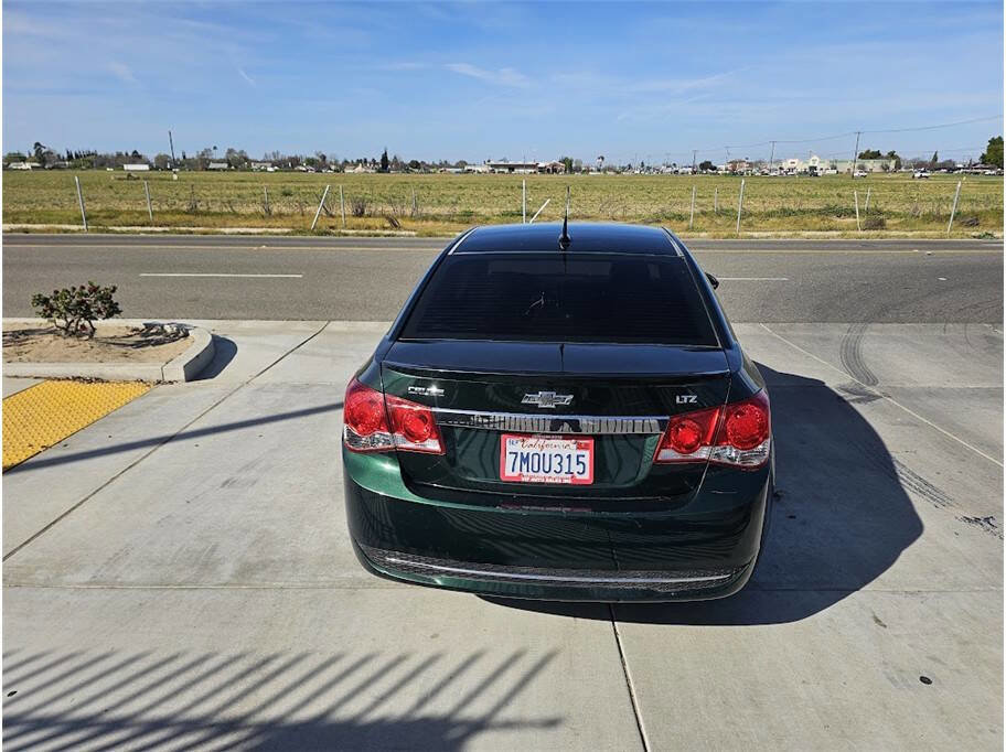 Used 2014 Chevrolet Cruze LTZ w/ RS Package image 6
