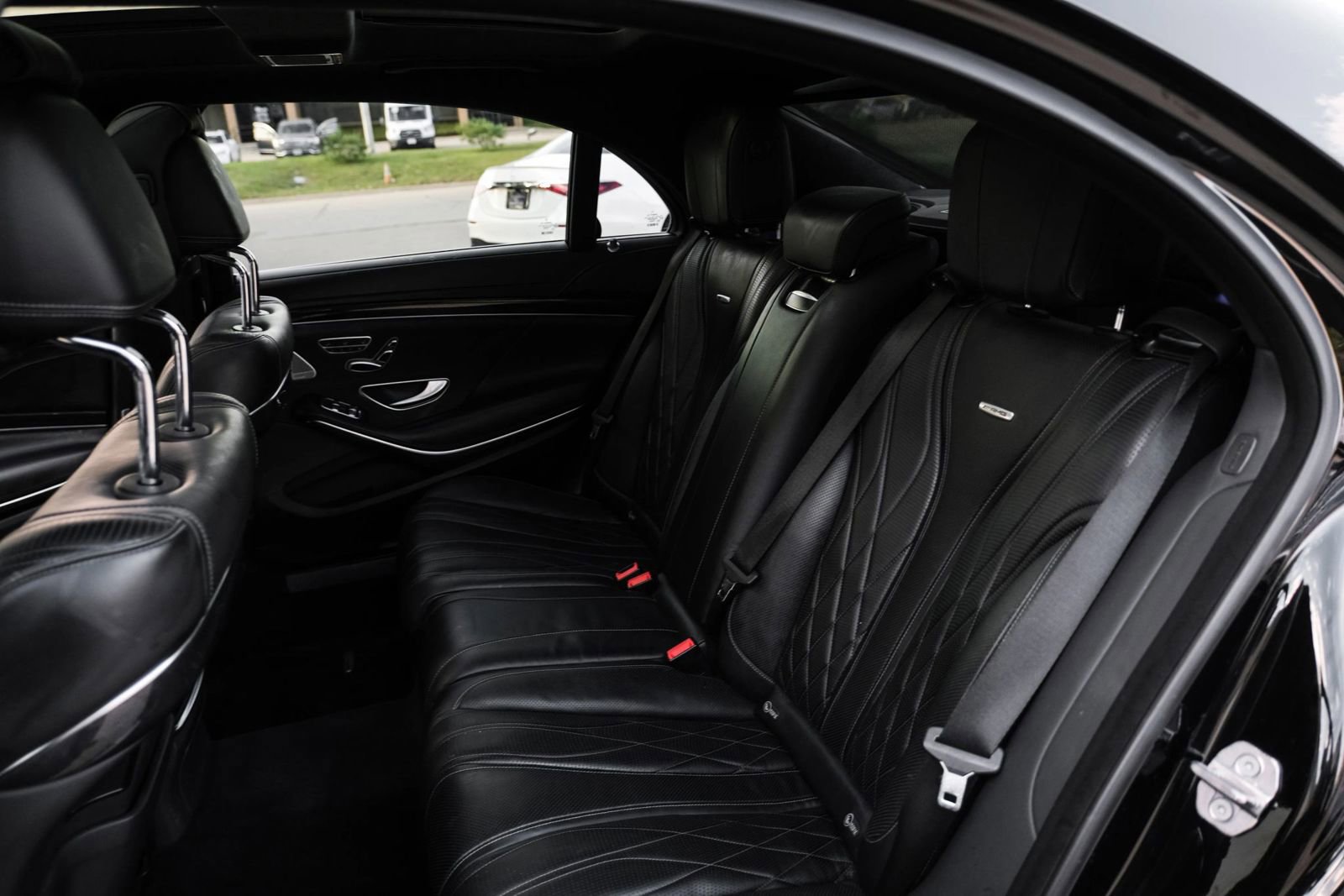 Used 2019 Mercedes-Benz S 63 AMG S 4MATIC Sedan image 31