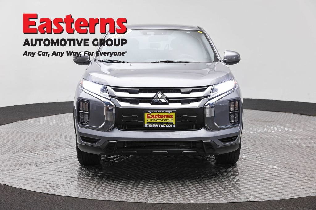 Used 2022 Mitsubishi Outlander Sport SE FWD image 3